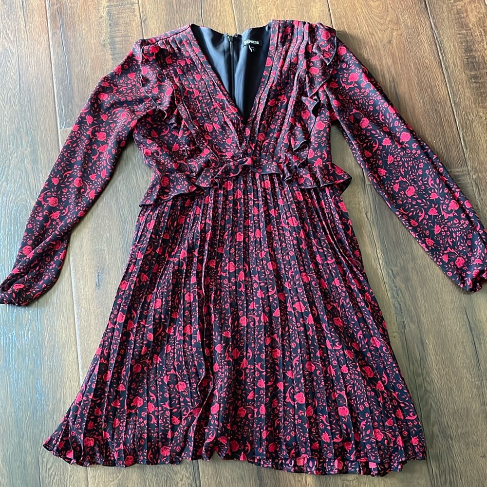 Express dress size small